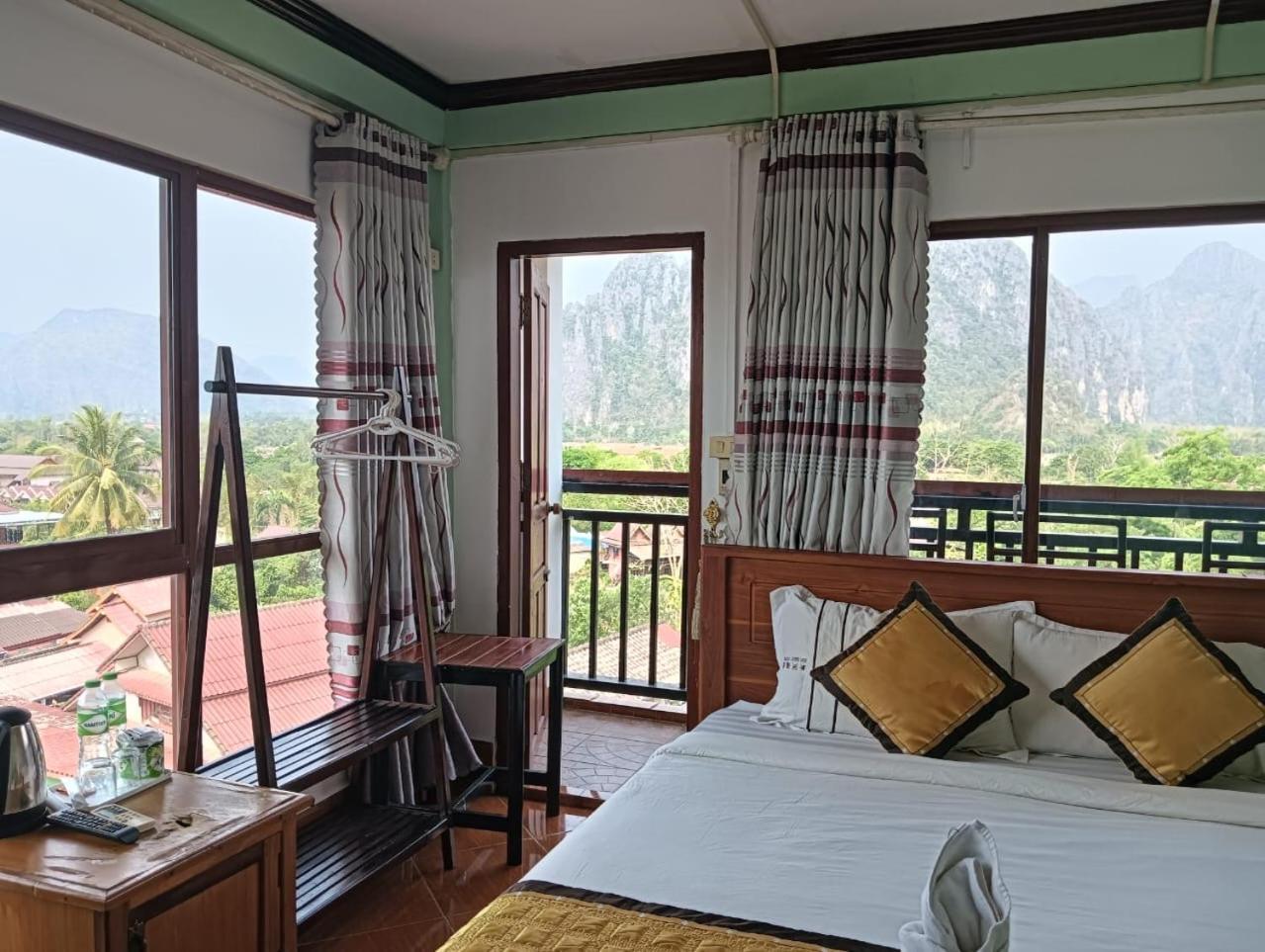 Bountang Riverside Hotel فان فيان المظهر الخارجي الصورة
